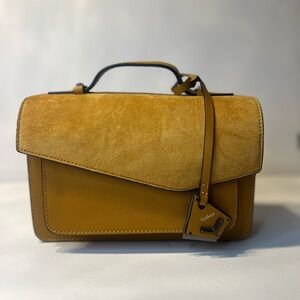 NEW botkier NEW YORK COBBLE HIL XBO LEATHER CROSSBODY